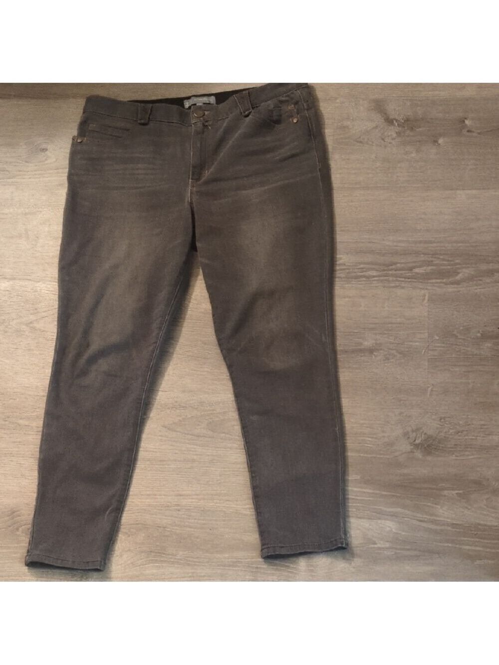 Wit & Wisdom Gray Jeans Size 14P